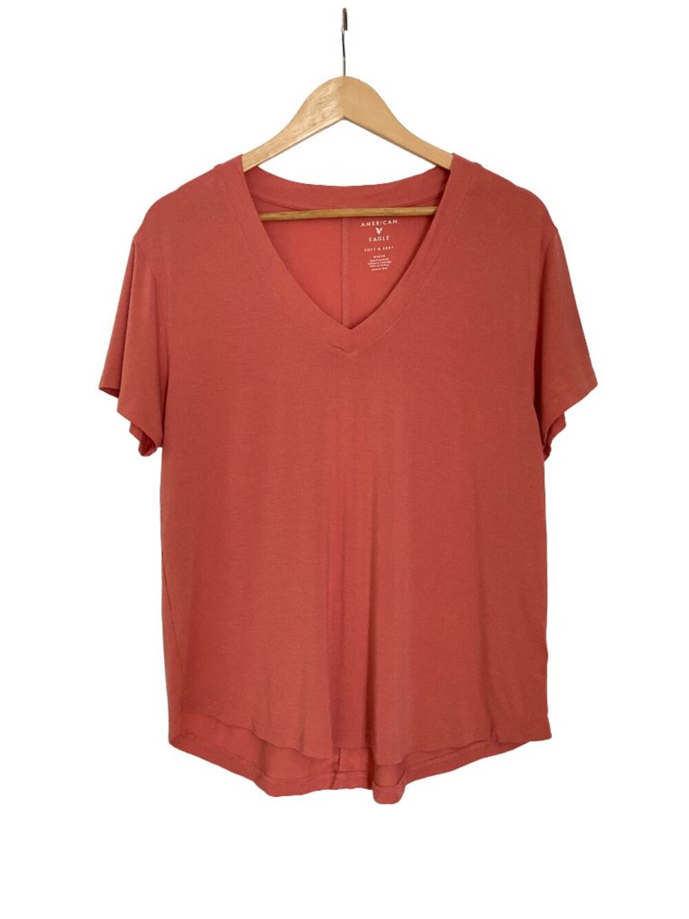 American Eagle - Soft & Sexy V-Neck Tee - Coral Pink Shirt - Size Medium